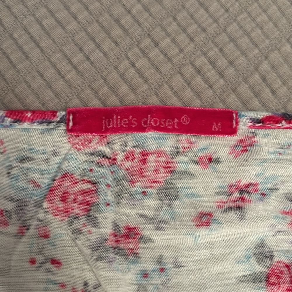 Floral Tank - Picture 3 of 3